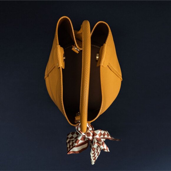 Verano Hill Heather Crossbody Bag - Carmel NWOT - Picture 4 of 7